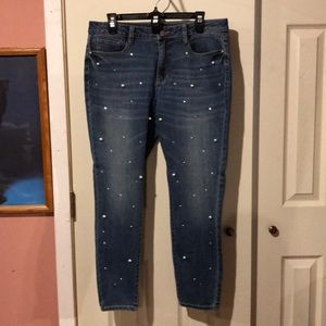 Ana Embellished Pearl Jeans.
